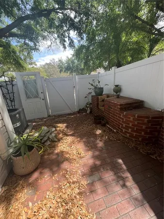 $2,200 | 11359 Stratton Park Drive, Temple Terrace, FL 33617