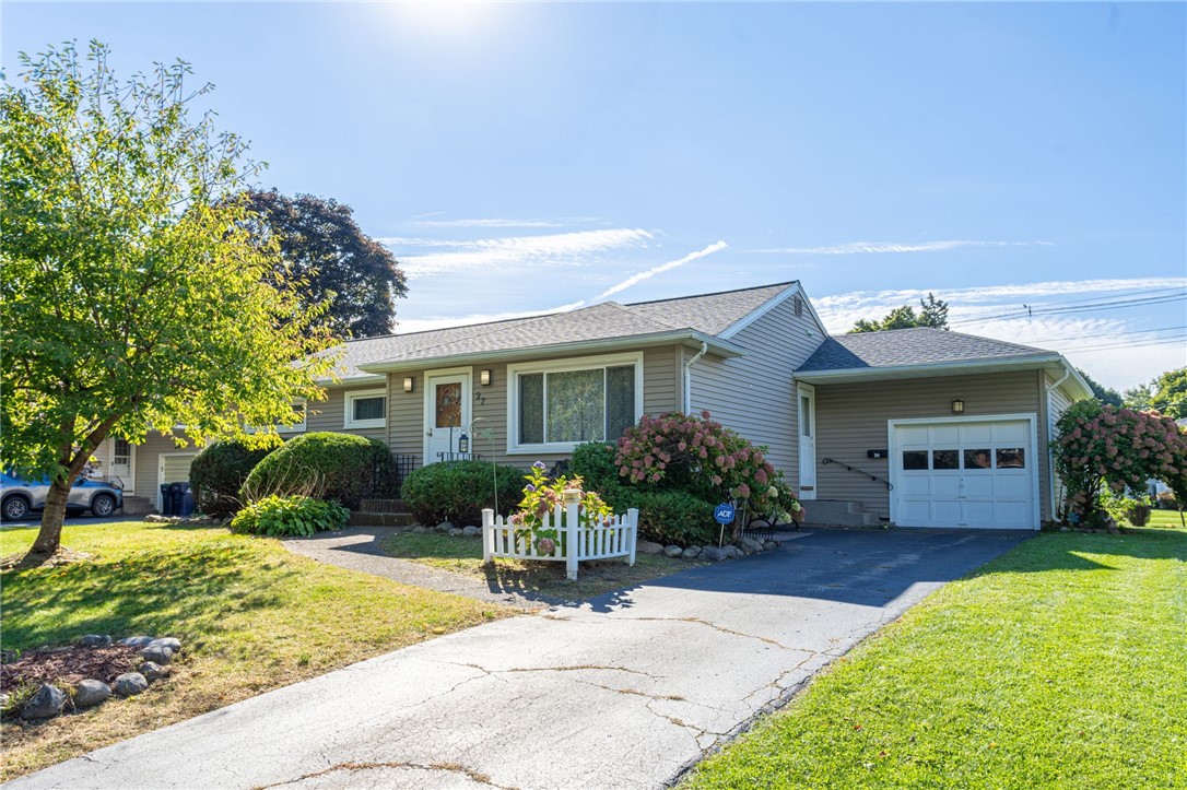 Welcome to 27 Angora Drive!