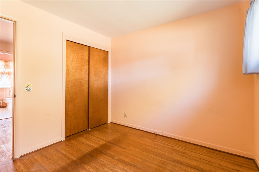 27 Angora Drive Irondequoit, NY 14617 - Photo 11 of 19 All bedrooms have double closets