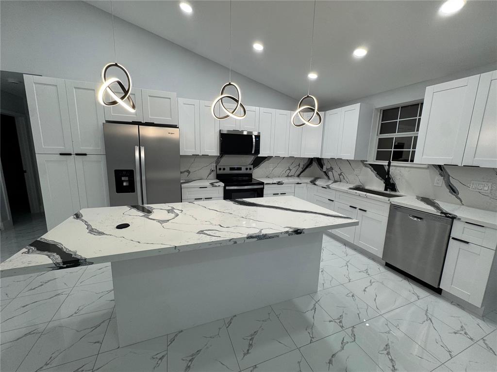 2555 West Taunton Road Avon Park, FL 33825 - Photo 4 of 12