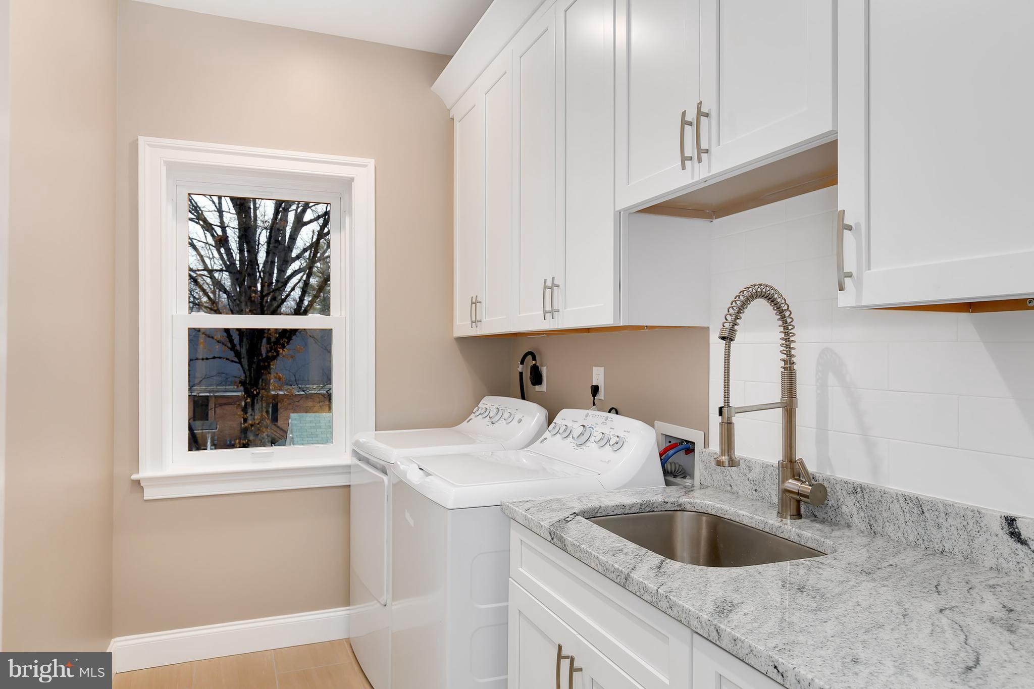 4108 Hunt Road Fairfax, VA 22032 - Photo 18 of 30 Interior (General)