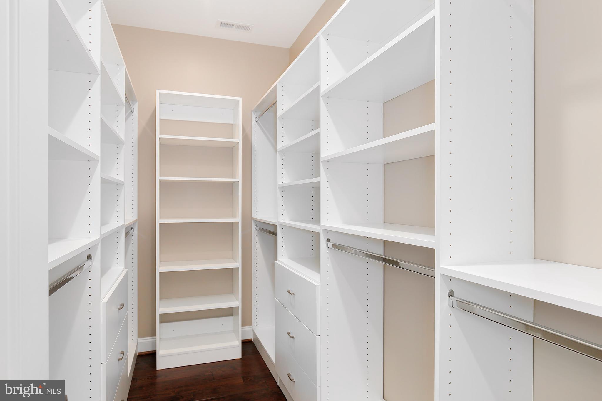 4108 Hunt Road Fairfax, VA 22032 - Photo 22 of 30 Interior (General)