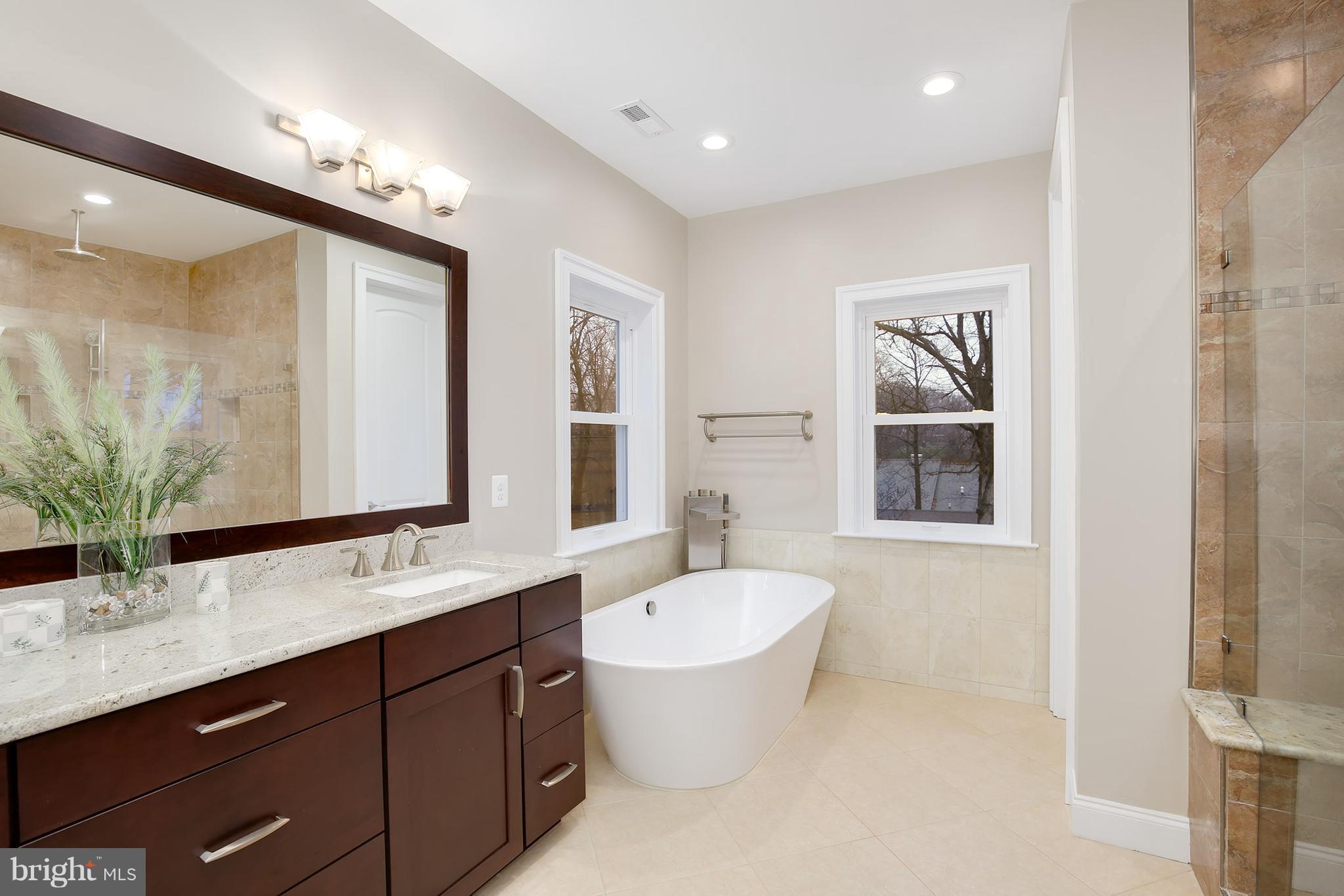 4108 Hunt Road Fairfax, VA 22032 - Photo 23 of 30 Bath