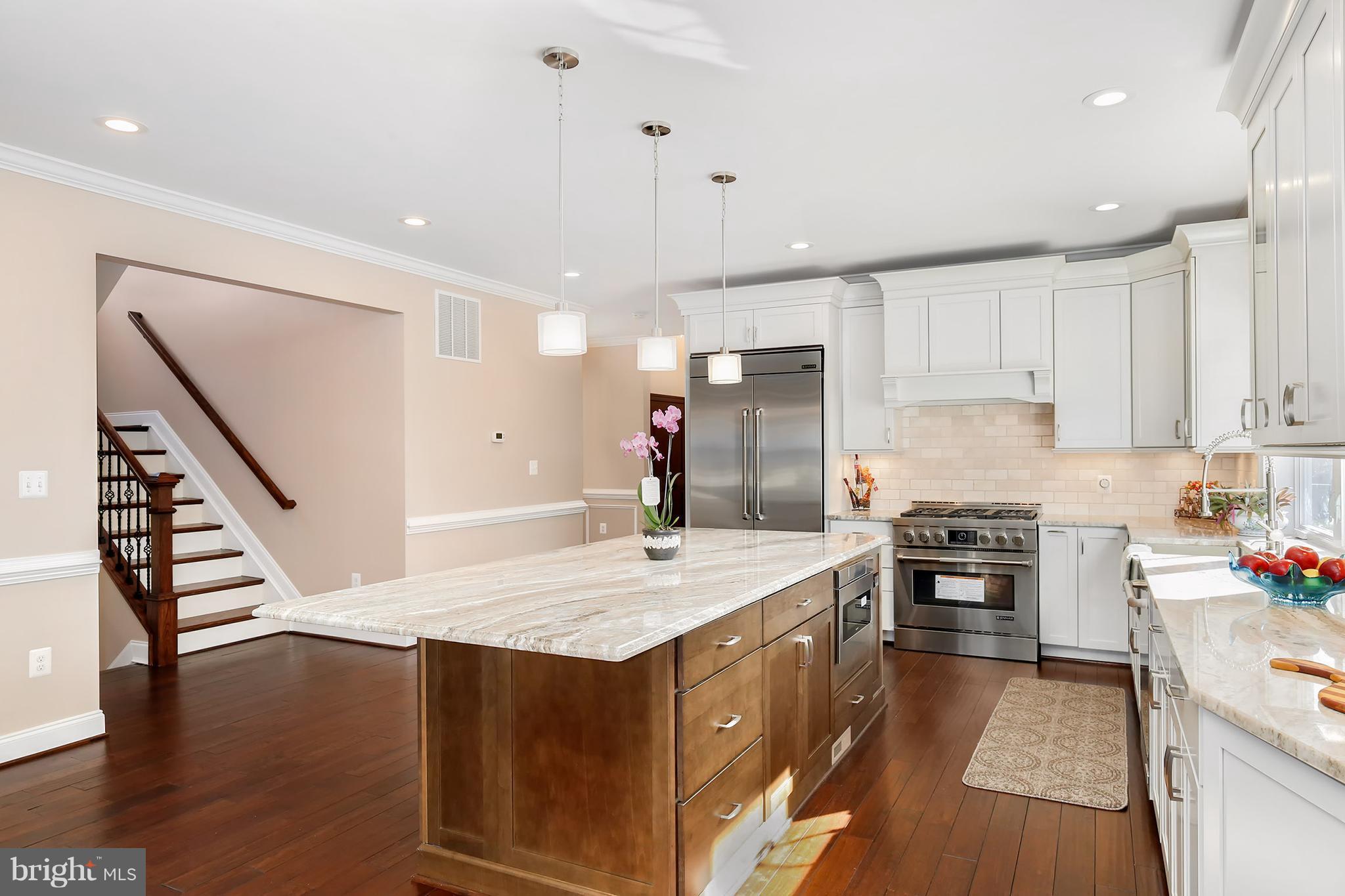 4108 Hunt Road Fairfax, VA 22032 - Photo 4 of 30 Kitchen