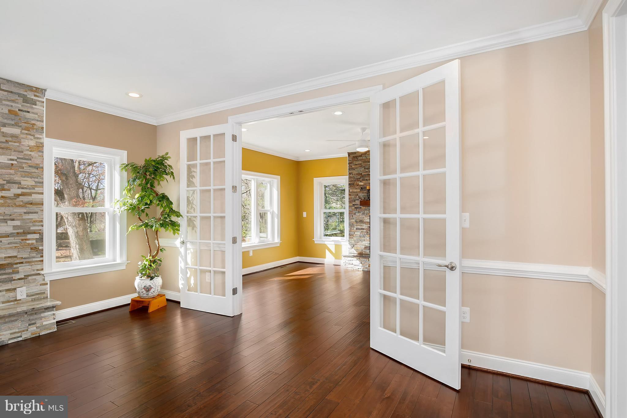 4108 Hunt Road Fairfax, VA 22032 - Photo 6 of 30 Interior (General)