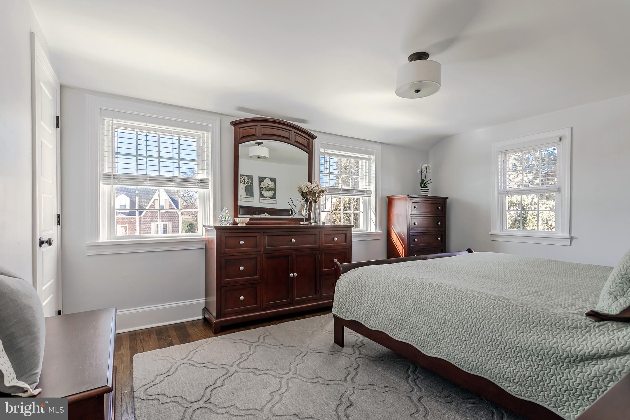 537 Achille Road Havertown, PA 19083 - Photo 11 of 21