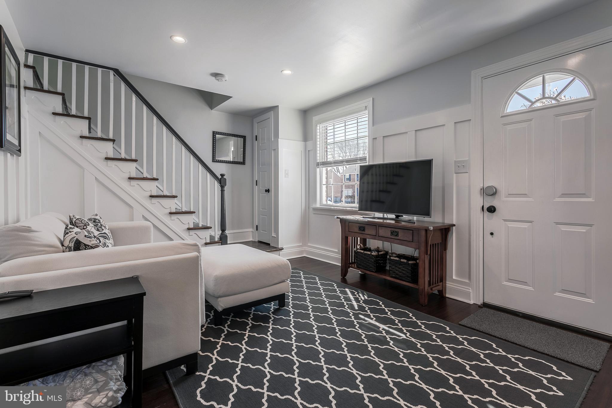 537 Achille Road Havertown, PA 19083 - Photo 4 of 21