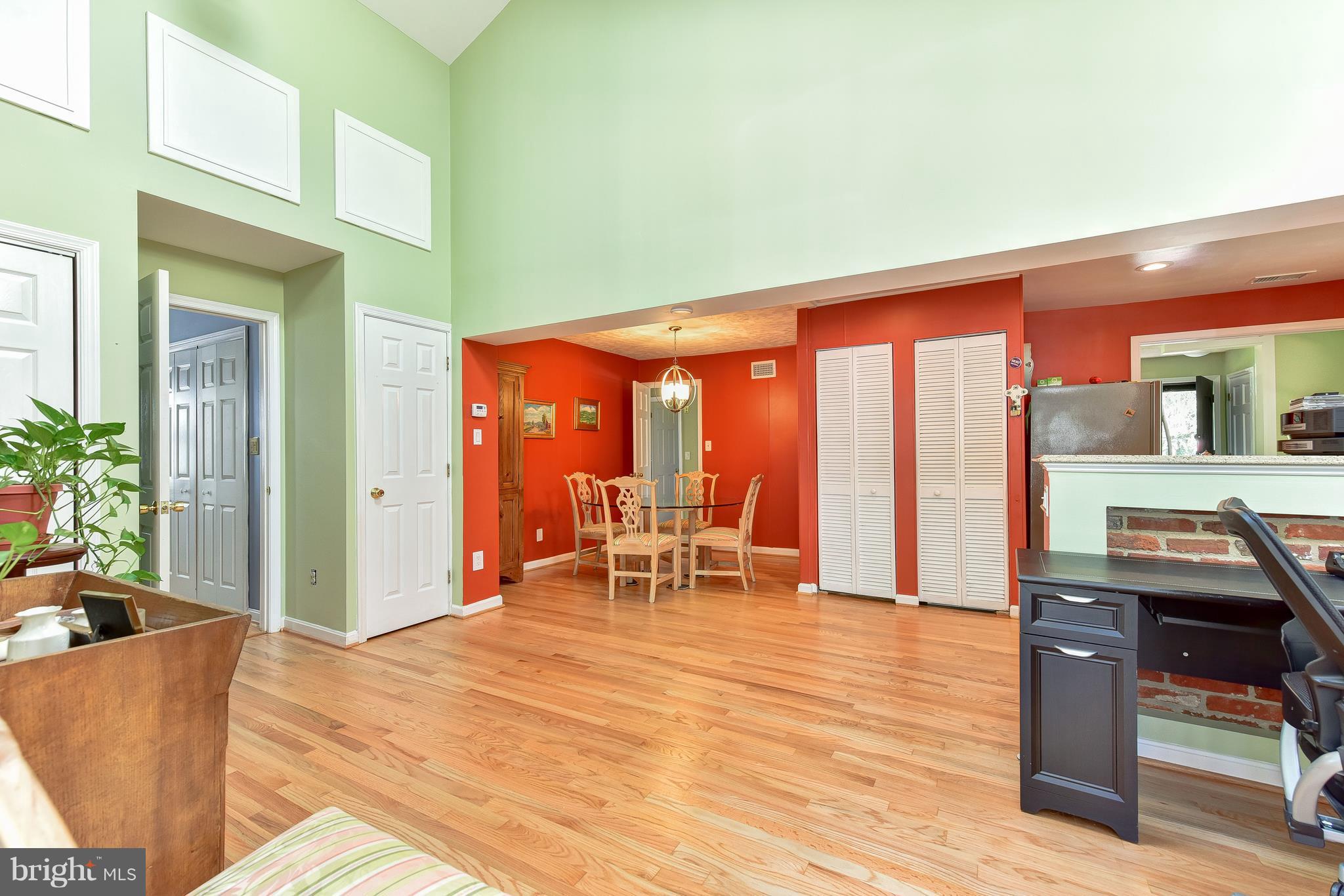 7923 Jackson Road Alexandria, VA 22308 - Photo 16 of 33 Gorgeous hardwood floors
