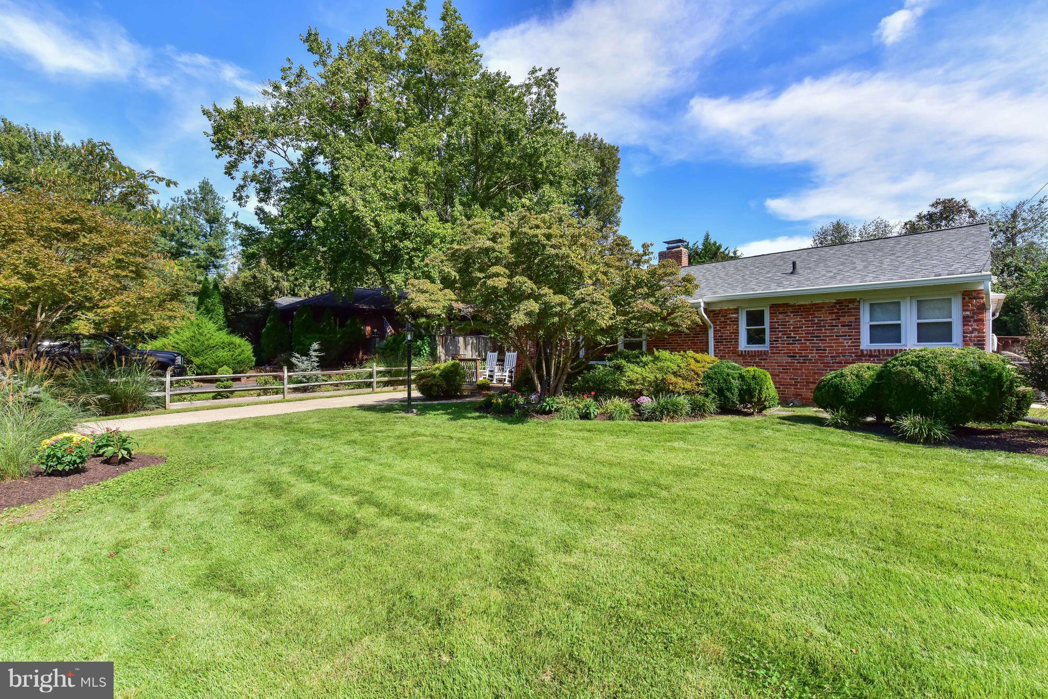 7923 Jackson Road Alexandria, VA 22308 - Photo 24 of 33 Lovely yard
