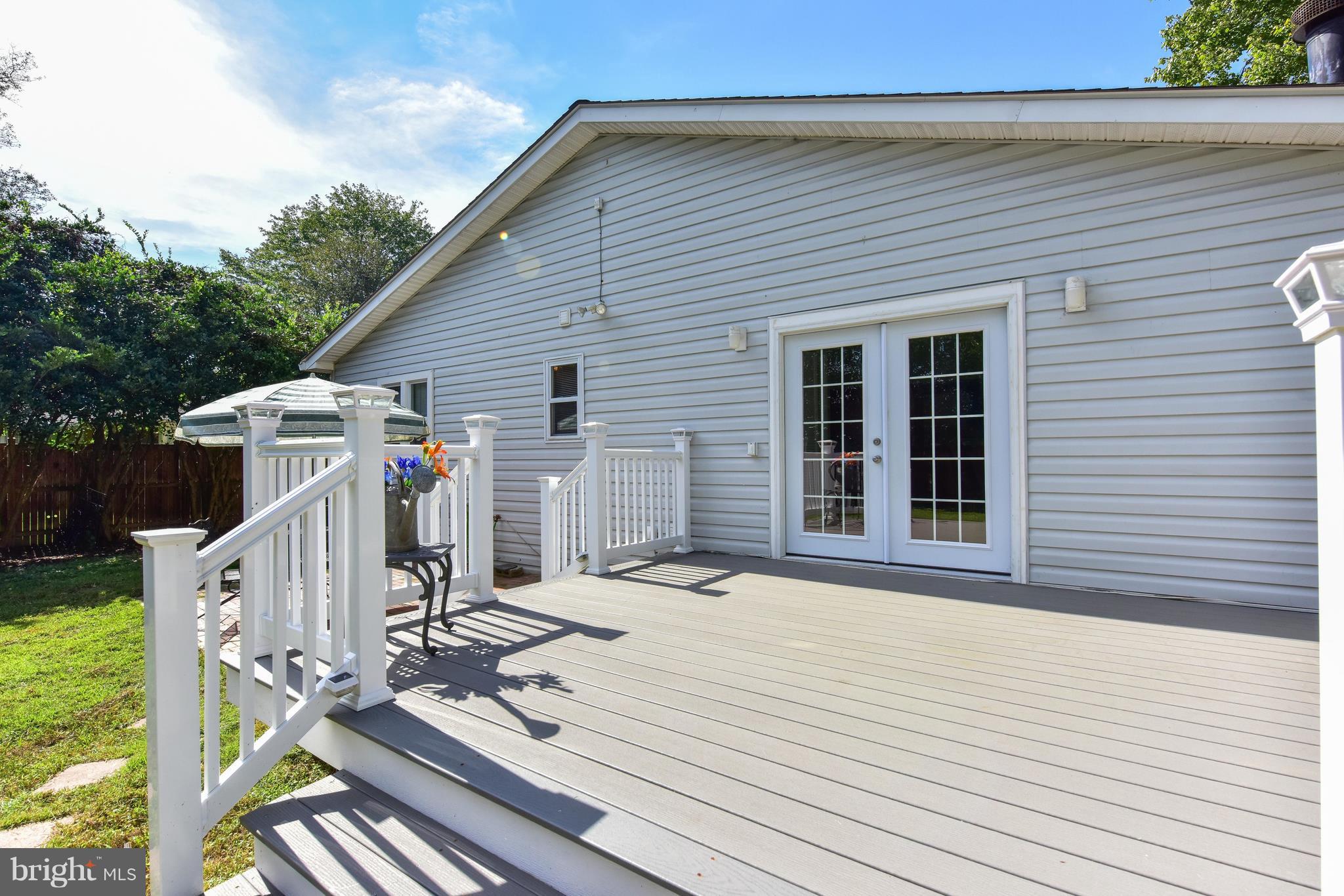 7923 Jackson Road Alexandria, VA 22308 - Photo 26 of 33 Inviting deck