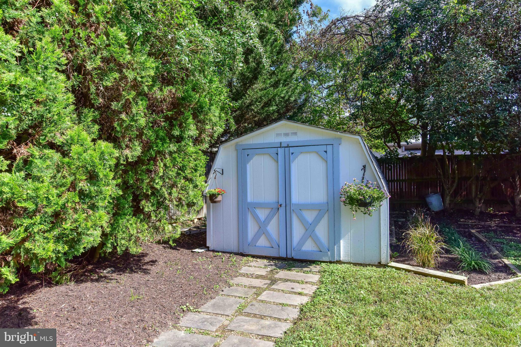 7923 Jackson Road Alexandria, VA 22308 - Photo 27 of 33 Shed