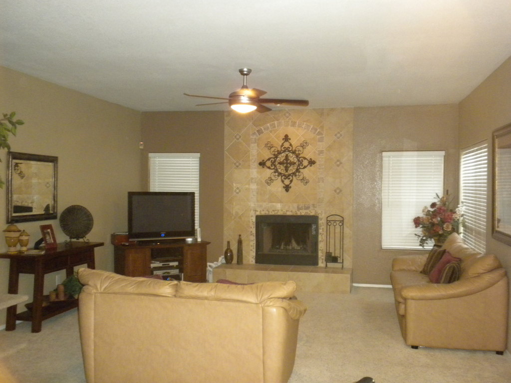 4232 East Rockledge Road Phoenix, AZ 85044 - Photo 7 of 18 Family Room