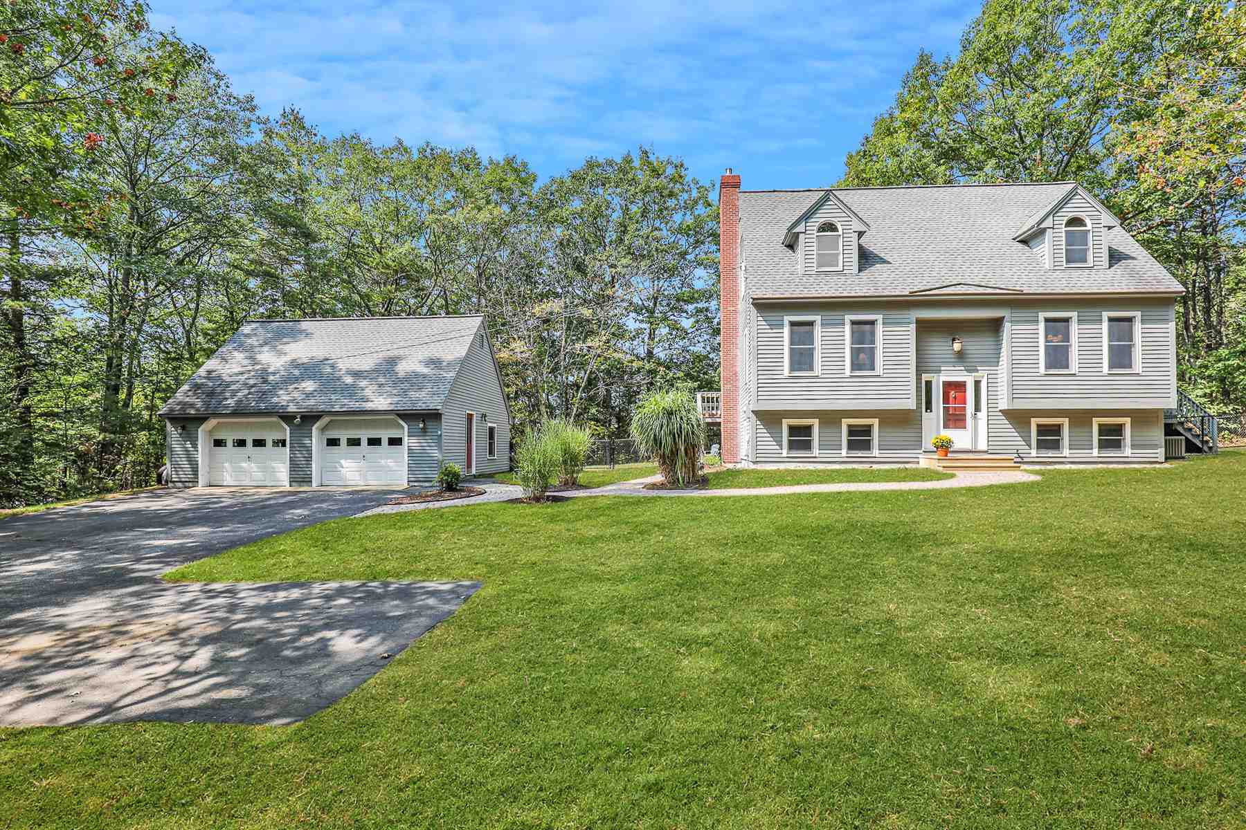7 Griffin Road Deerfield, NH 03037 - Photo 1 of 37
