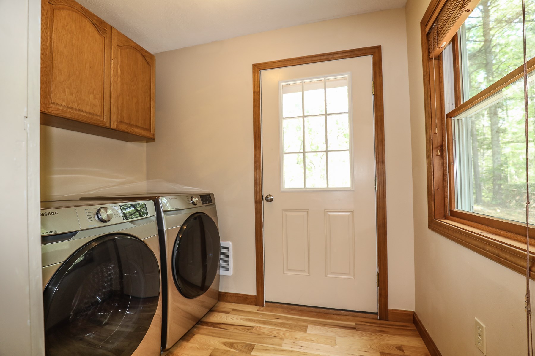 7 Griffin Road Deerfield, NH 03037 - Photo 12 of 37