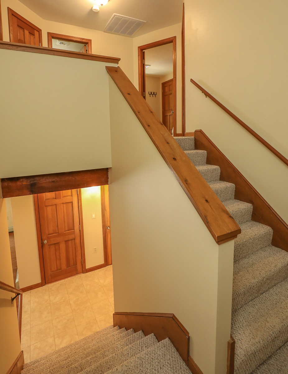 7 Griffin Road Deerfield, NH 03037 - Photo 14 of 37