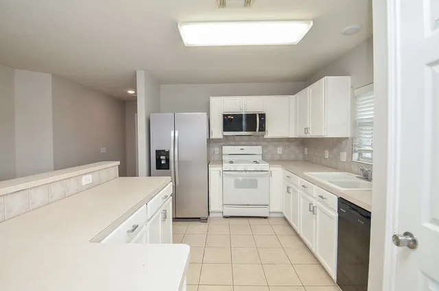 $2,050 | 20023 Cypresswood Glen, Spring, TX 77373