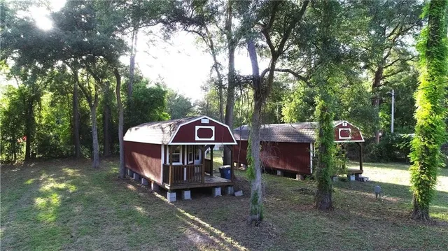 $195,000 | 41 Middle Road, Hortense, GA 31543