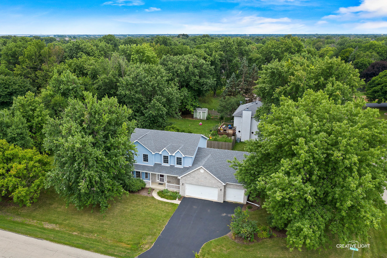 29W341 Wagner Road Naperville, IL 60564 - Photo 2 of 34
