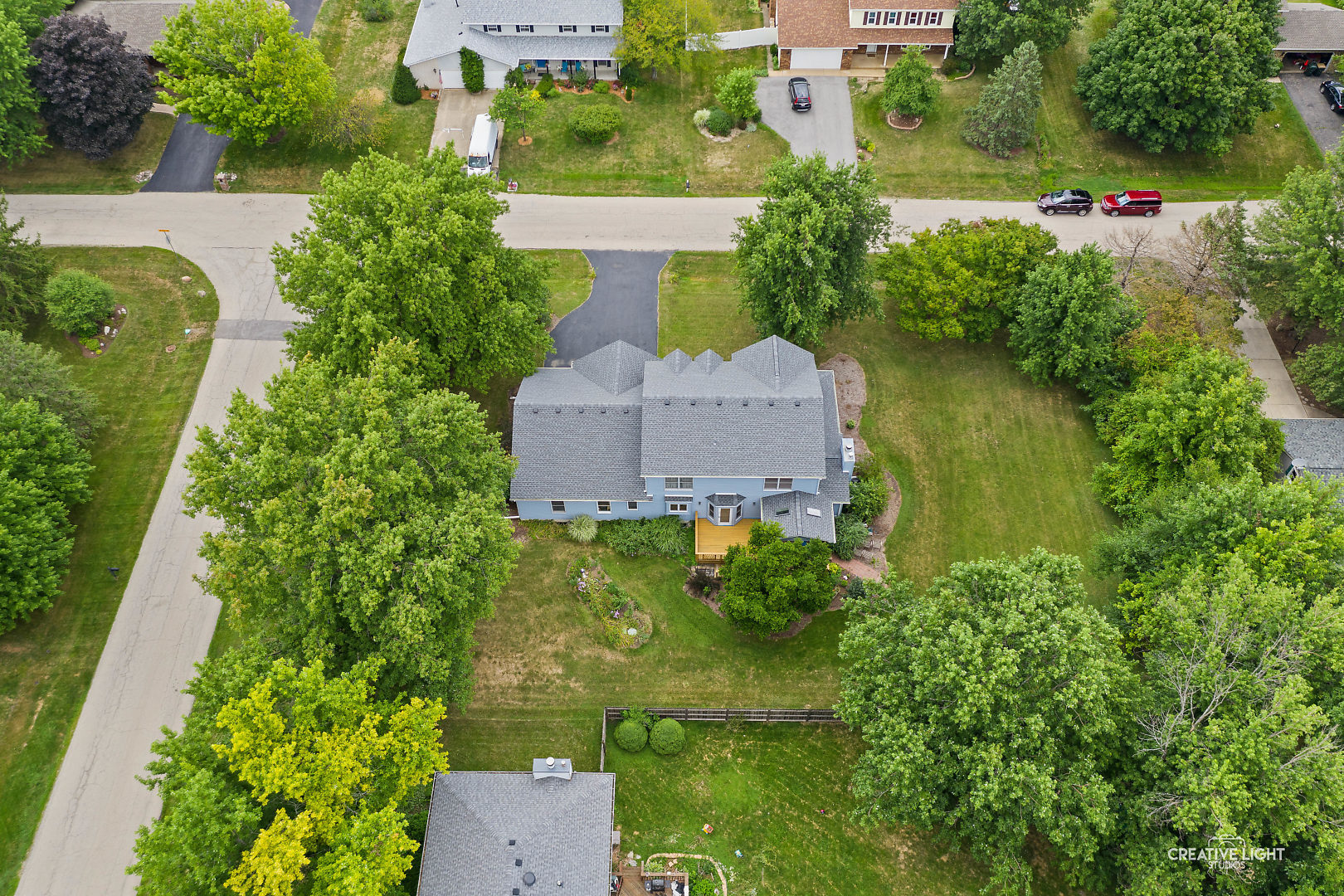29W341 Wagner Road Naperville, IL 60564 - Photo 3 of 34