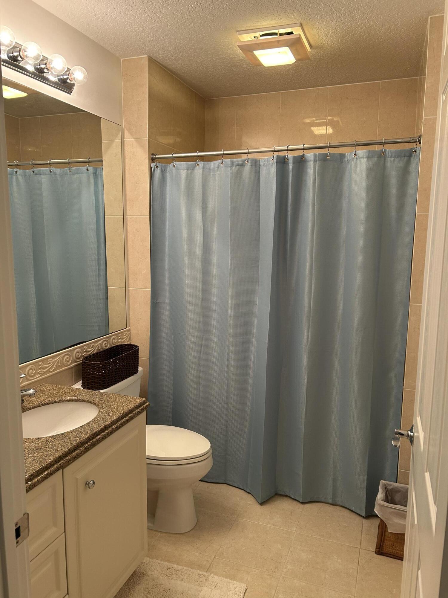 24 Harbour Isle Drive East, Unit 104 Fort Pierce, FL 34949 - Photo 15 of 17 IMG_8351