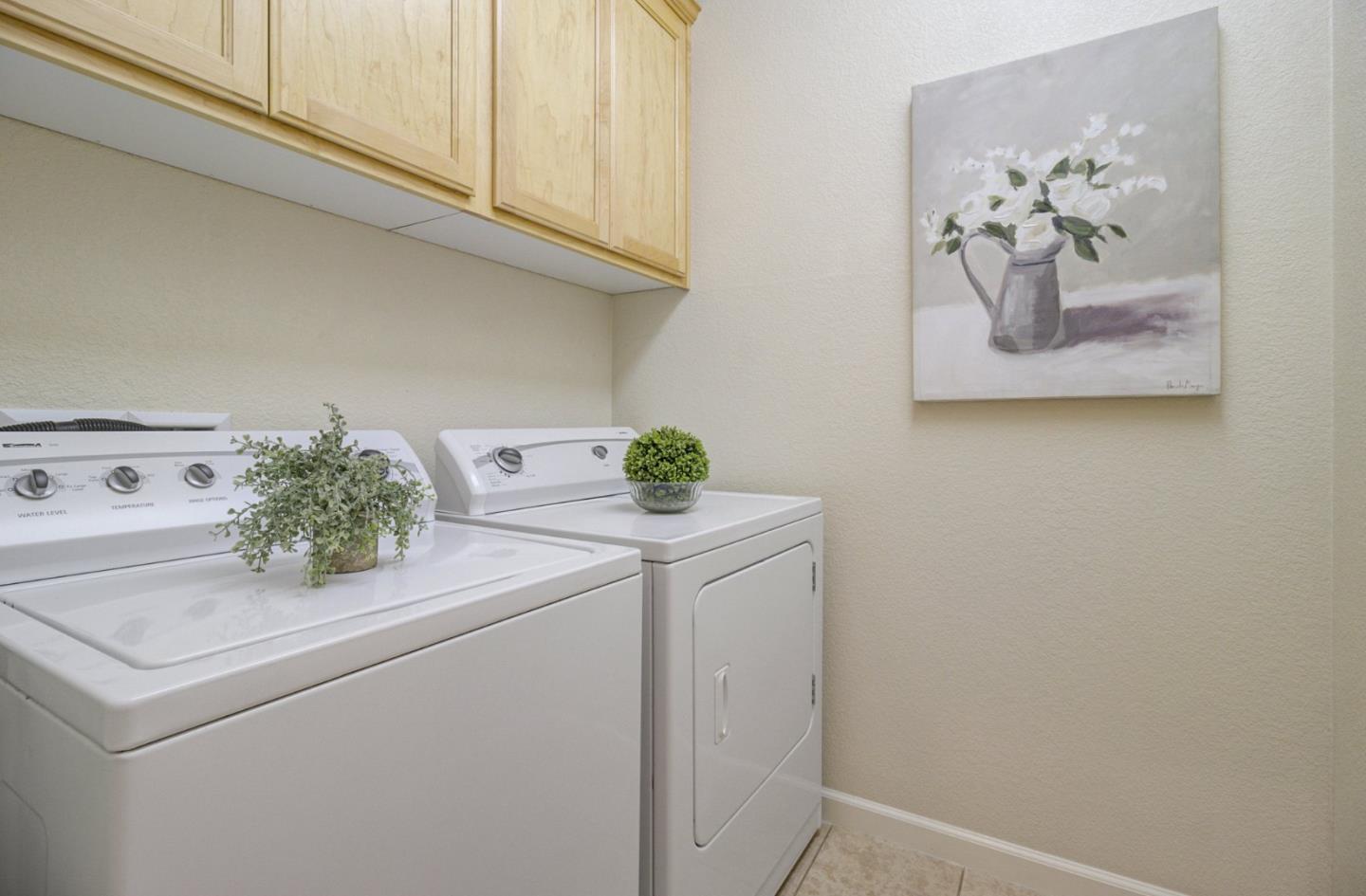 5056 Fioli Loop San Ramon, CA 94582 - Photo 41 of 44 a utility room with dryer and washer