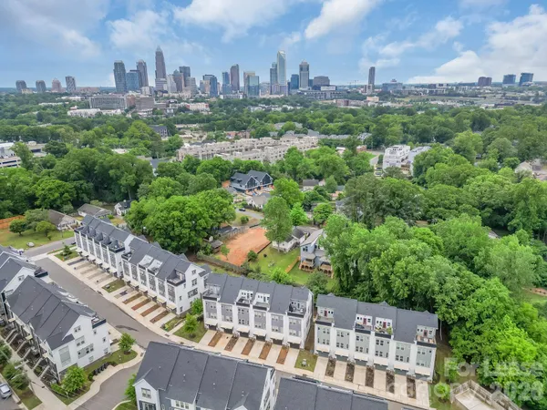 $2,700 | 570 West End Drive, Charlotte, NC 28208