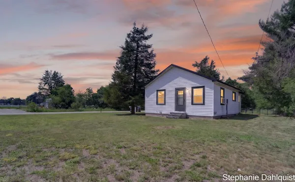 $149,900 | 4622 East Apple Avenue, Muskegon, MI 49442