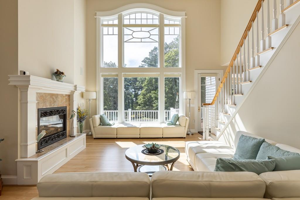 8 Firethorne Lane Sandwich, MA 02563 - Photo 5 of 26