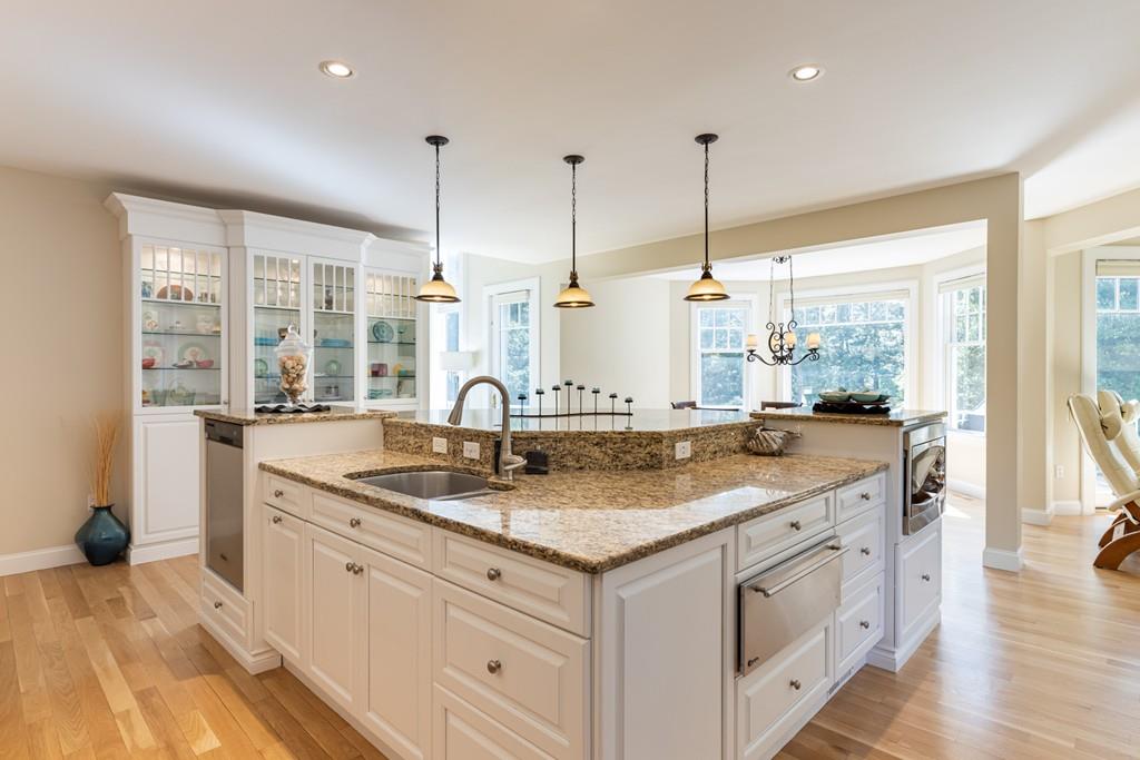 8 Firethorne Lane Sandwich, MA 02563 - Photo 10 of 26