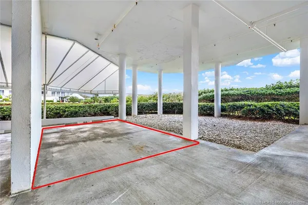 $695,000 | 579 Northeast Plantation Road, Unit S108, Stuart, FL 34996