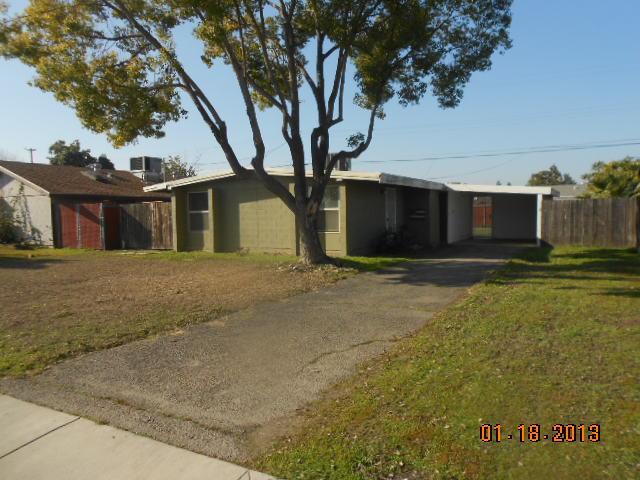 1209 North Pecan Avenue Reedley, CA 93654 - Photo 1 of 5 Gallery Image 1