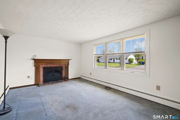 $329,900 | 38 Parky Drive, Enfield, CT 06082