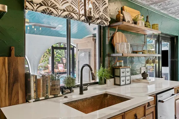 $799,000 | 7915 Flowerfield Drive, Tampa, FL 33615