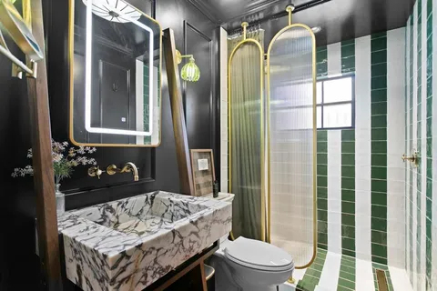 $850,000 | 7915 Flowerfield Drive, Tampa, FL 33615