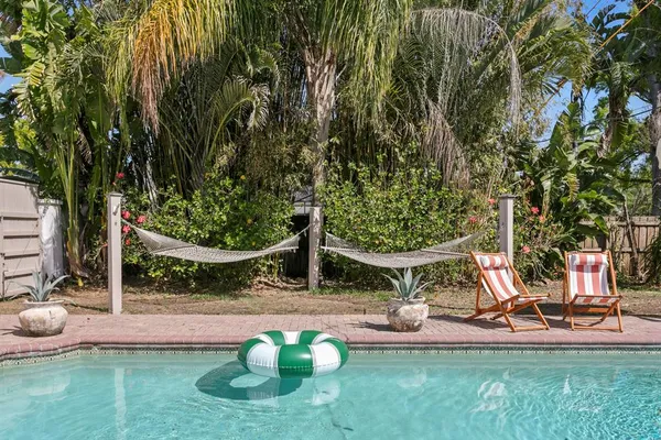 $799,000 | 7915 Flowerfield Drive, Tampa, FL 33615