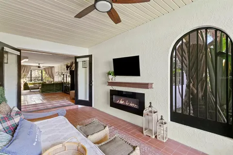 $850,000 | 7915 Flowerfield Drive, Tampa, FL 33615