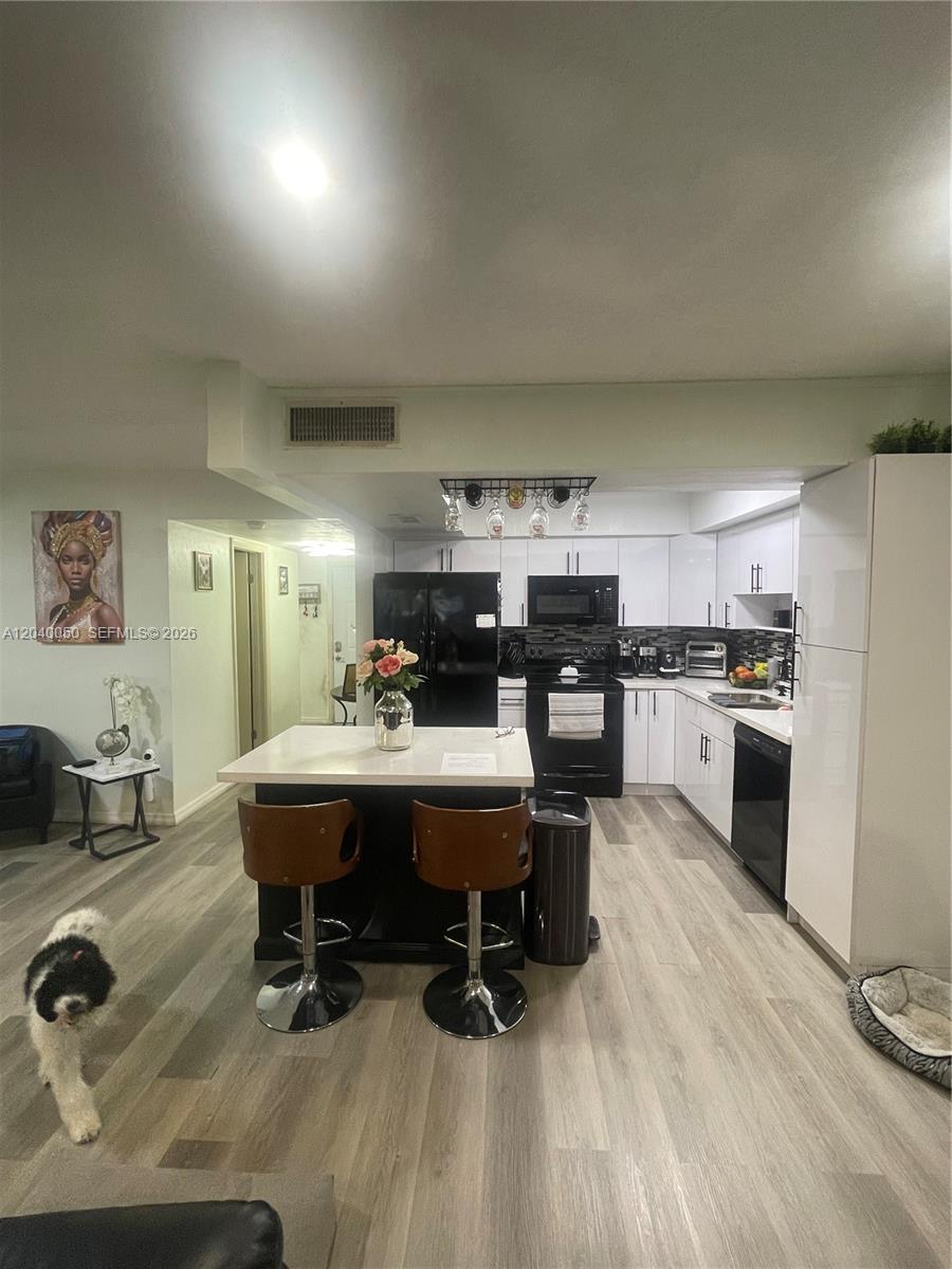 6945 West 2nd Way Hialeah, FL 33014 - Photo 4 of 25