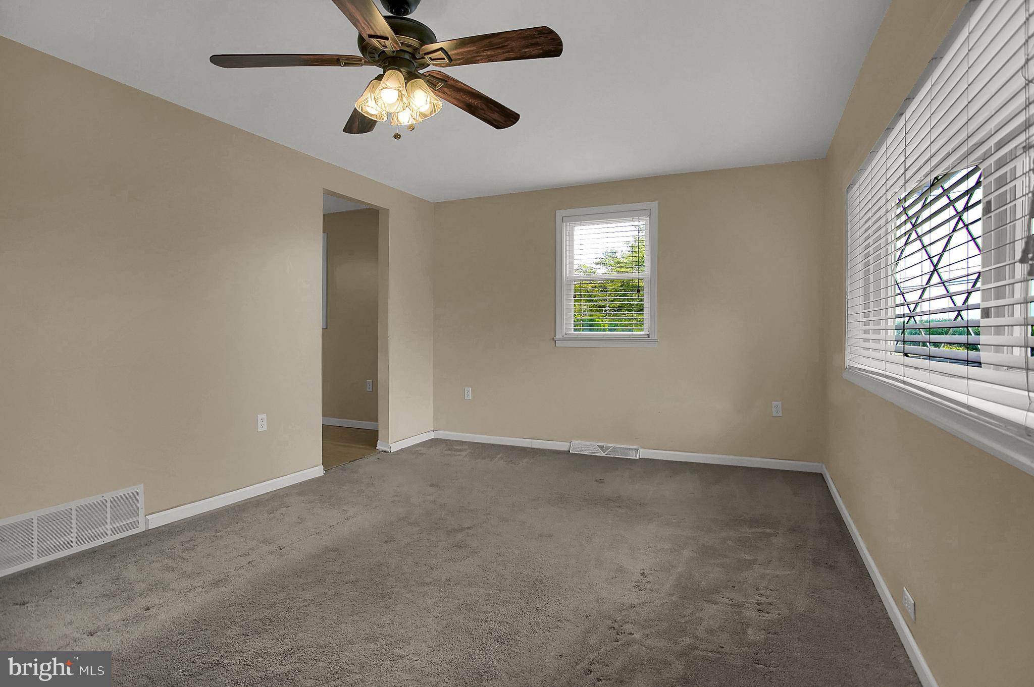 281 Texaco Road Mechanicsburg, PA 17050 - Photo 4 of 35 Gallery Image 4