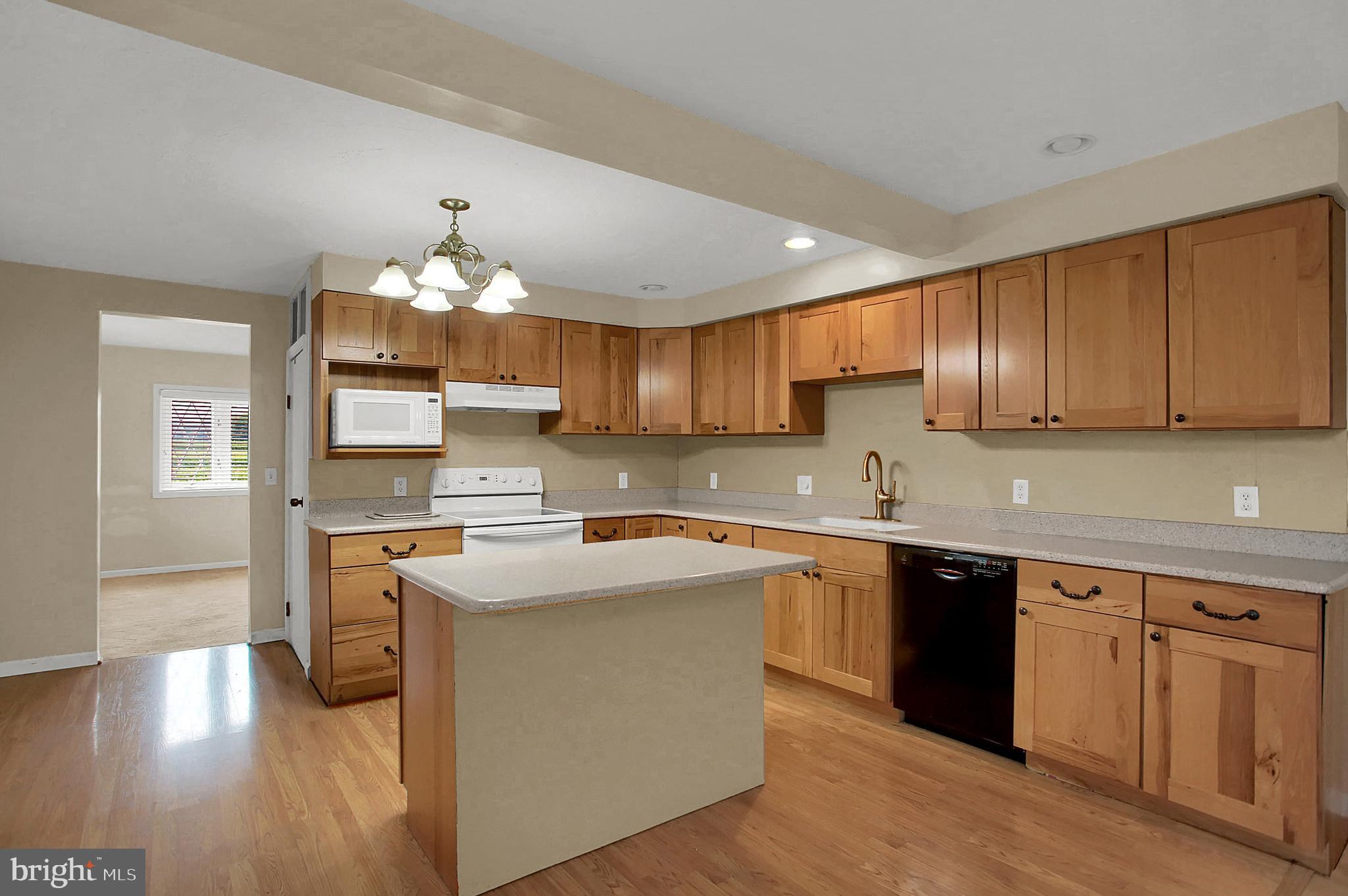 281 Texaco Road Mechanicsburg, PA 17050 - Photo 5 of 35 Gallery Image 5