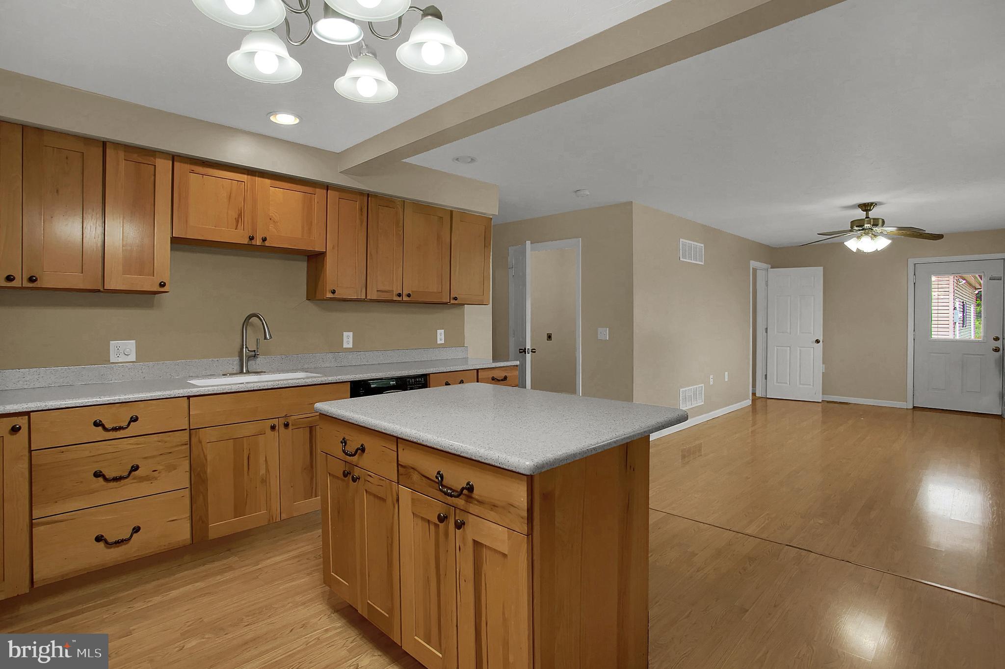 281 Texaco Road Mechanicsburg, PA 17050 - Photo 6 of 35 Gallery Image 6