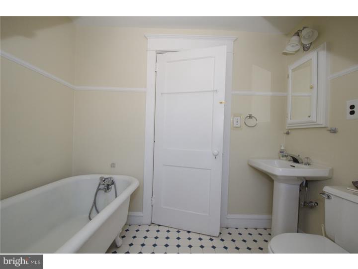 502 Merwyn Road Narberth, PA 19072 - Photo 20 of 25 Bathroom