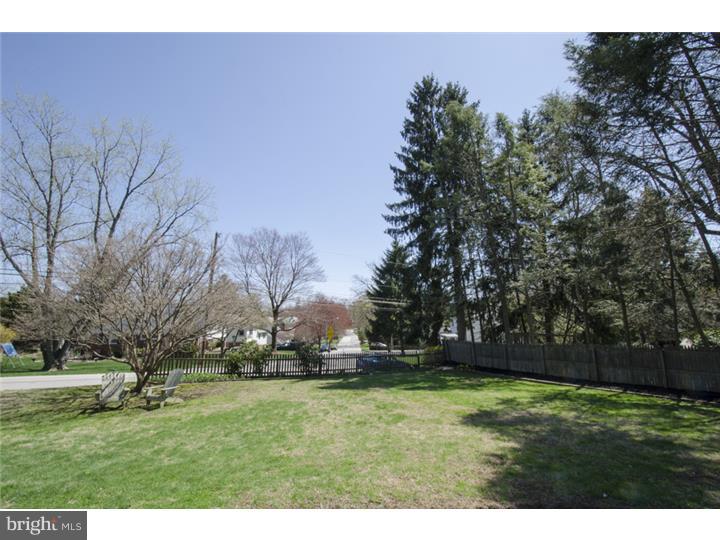 502 Merwyn Road Narberth, PA 19072 - Photo 25 of 25 Side Yard