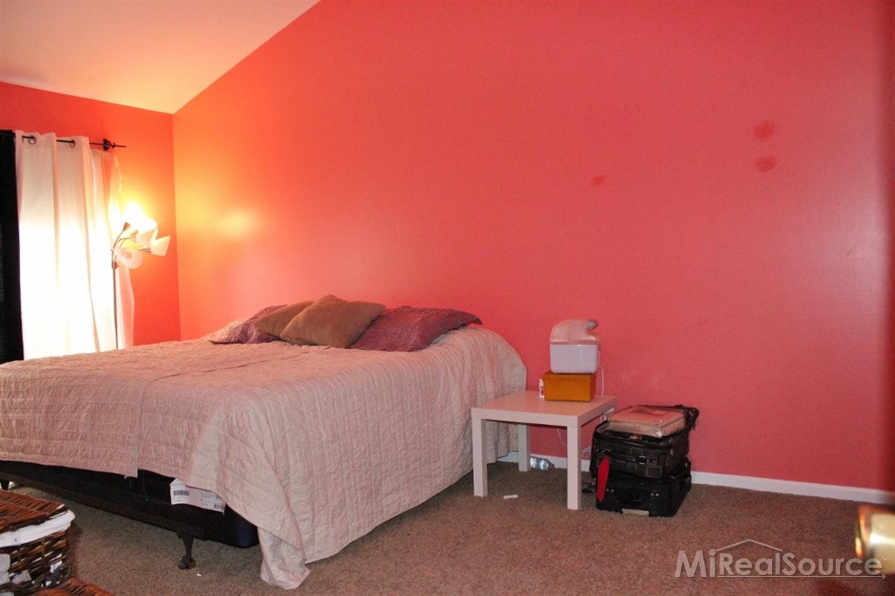 45613 Heather Ridge Drive Macomb, MI 48044 - Photo 6 of 12 31209323-5.JPG