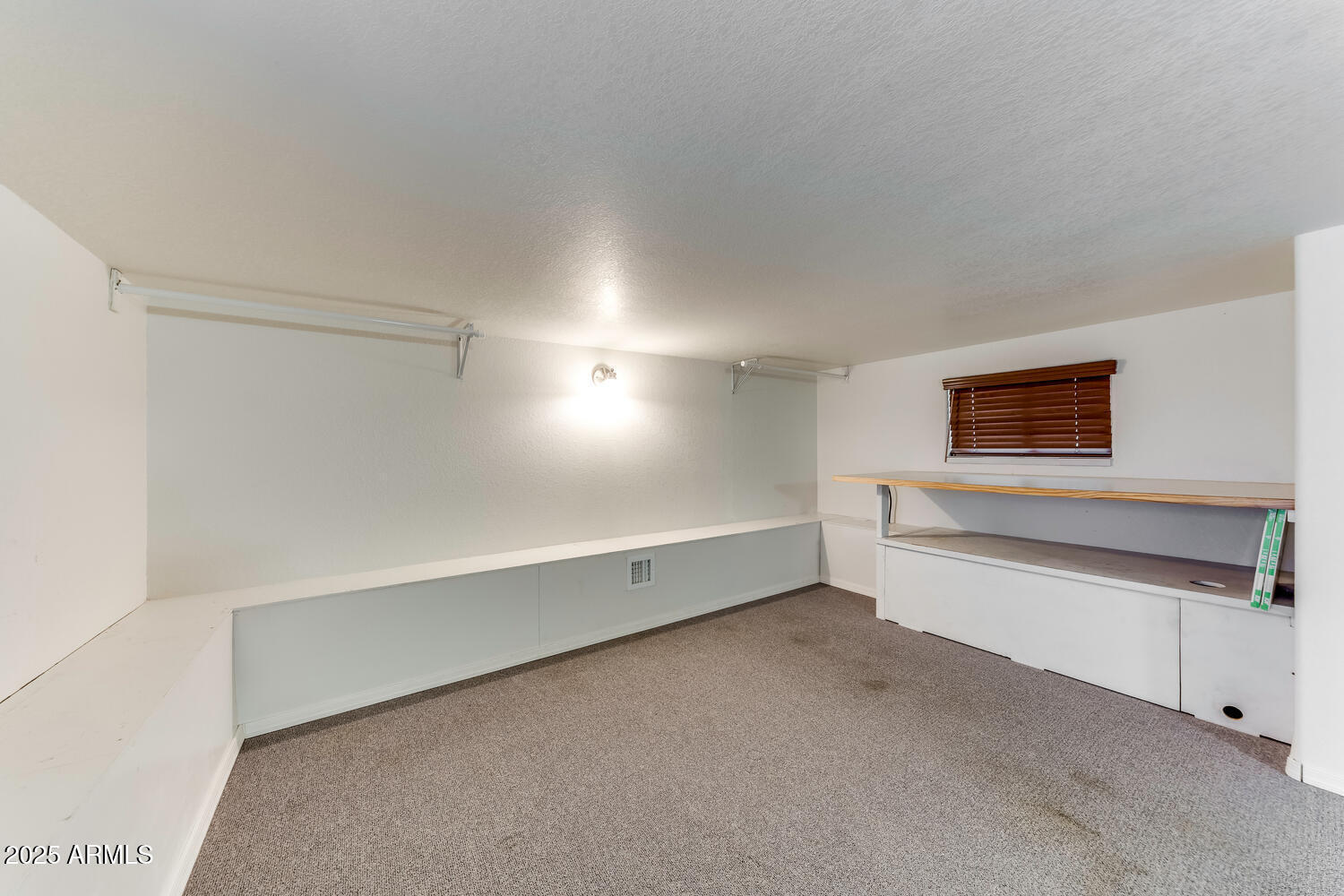 17200 West Bell Road, Unit 1801 Surprise, AZ 85374 - Photo 20 of 40 a view of an empty room