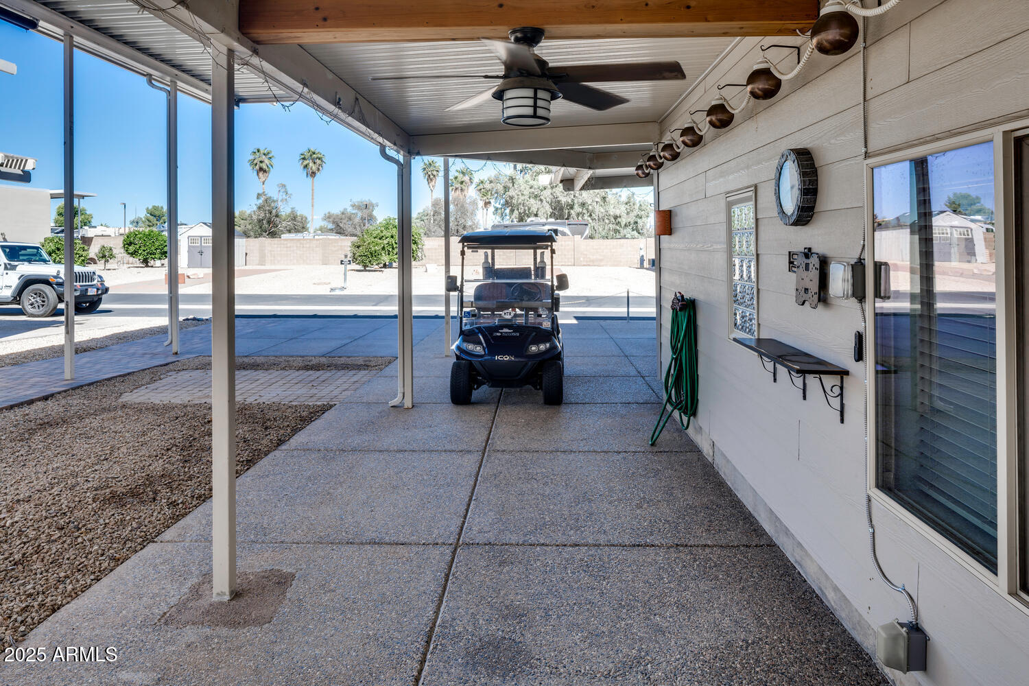 17200 West Bell Road, Unit 1801 Surprise, AZ 85374 - Photo 23 of 40 a view of a livingroom with furniture