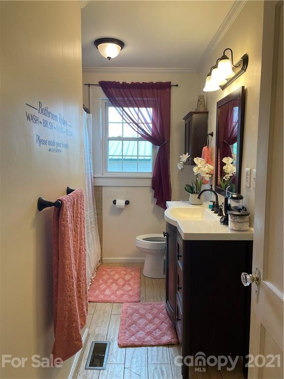 2300 Lee Bess Road Cherryville, NC 28021 - Photo 11 of 43 Gallery Image 11
