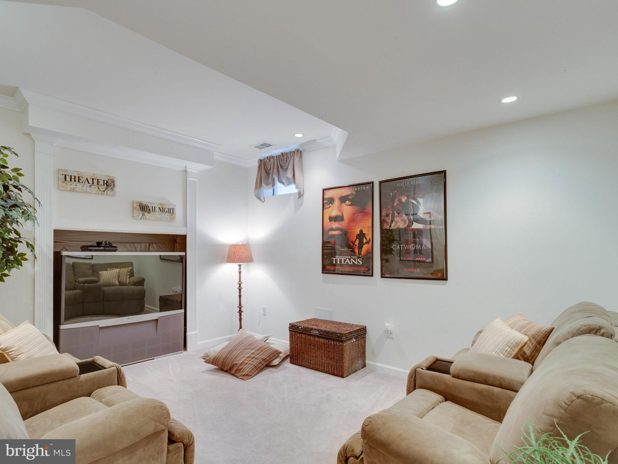 7701 Ridgepark Court Springfield, VA 22153 - Photo 23 of 30 Recreation Room