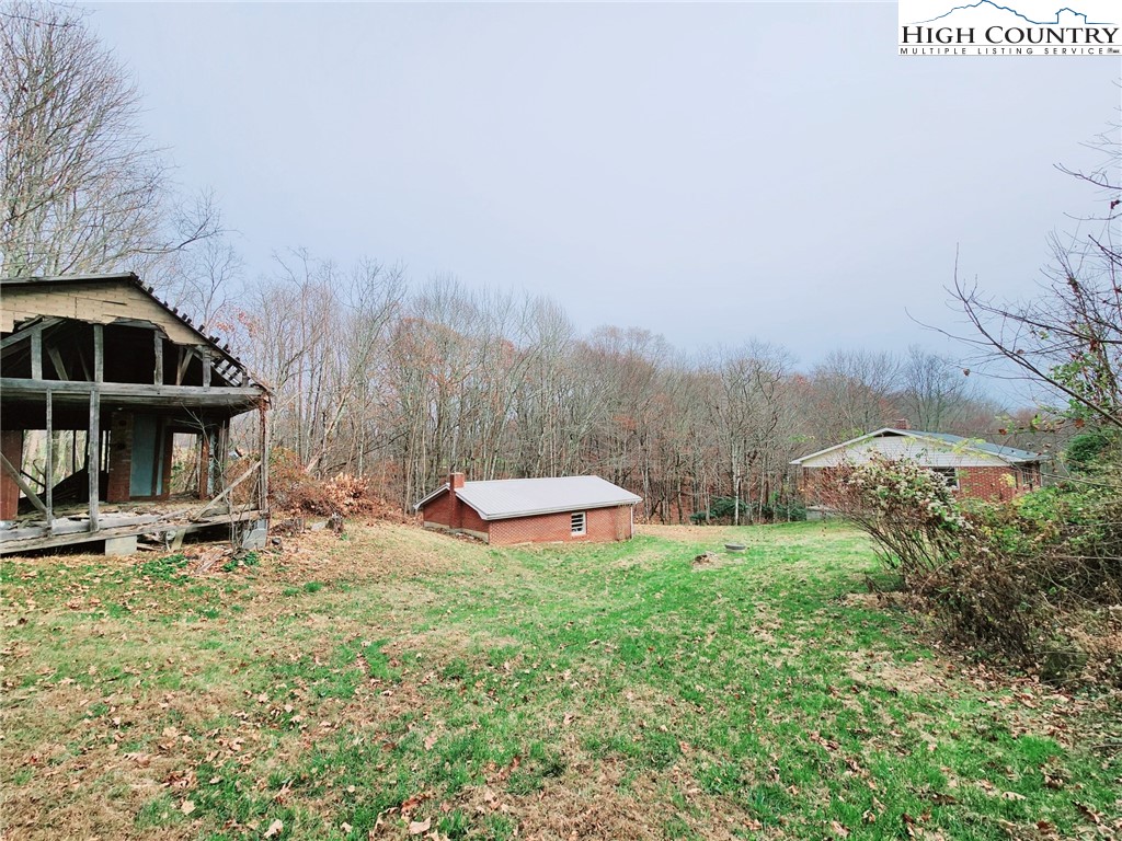 6104 Howard's Creek Road Boone, NC 28607 - Photo 29 of 50