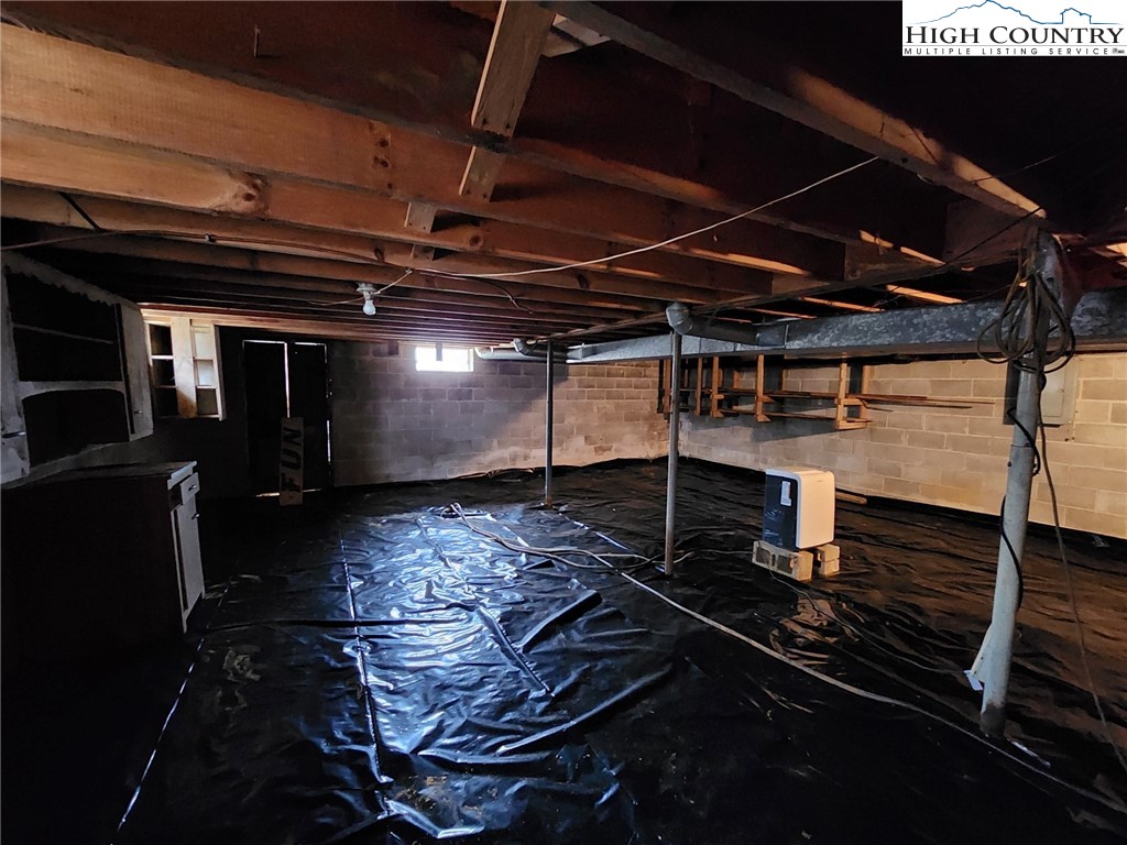 6104 Howard's Creek Road Boone, NC 28607 - Photo 47 of 50