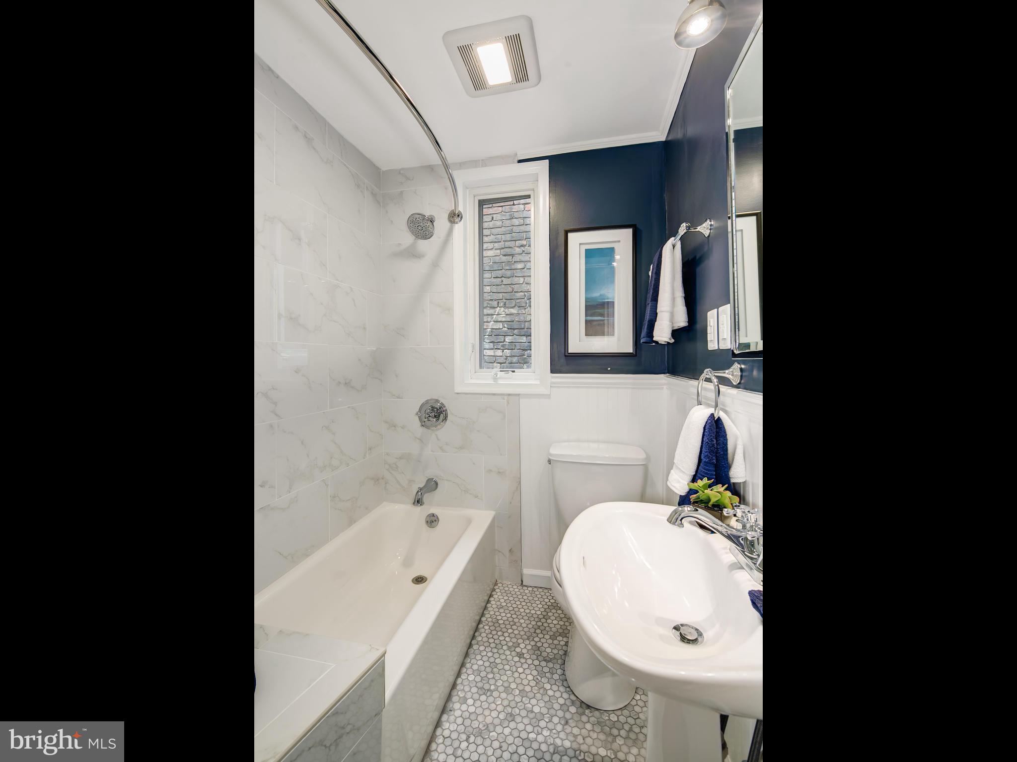 943 T Street Northwest Washington, DC 20001 - Photo 15 of 30 Bath